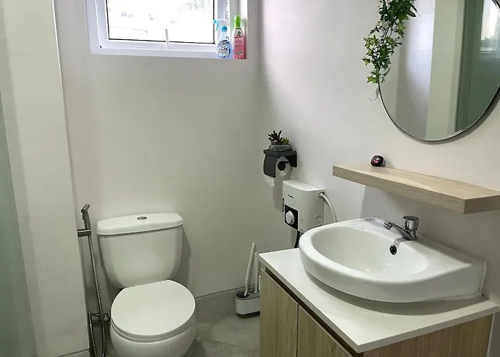 A Minimalist And Spacious 1br At Amani Grand Residences Mactan Near Mcia