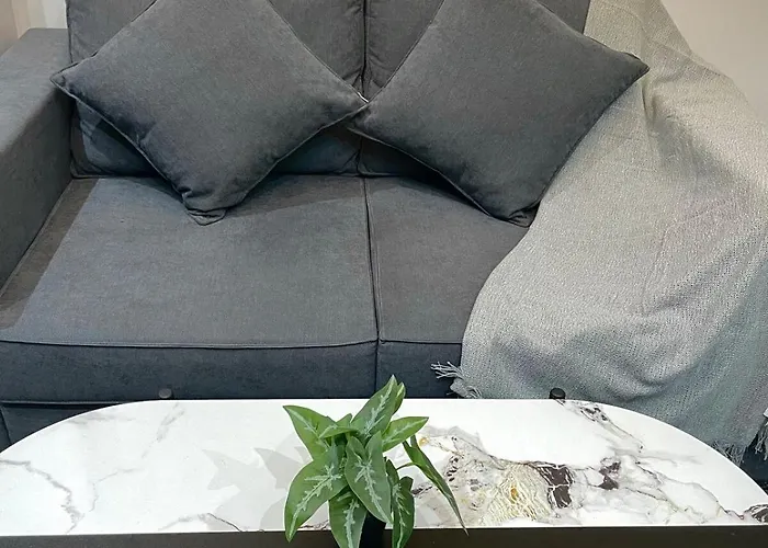 A Minimalist And Spacious 1br At Amani Grand Residences Mactan Near Mcia